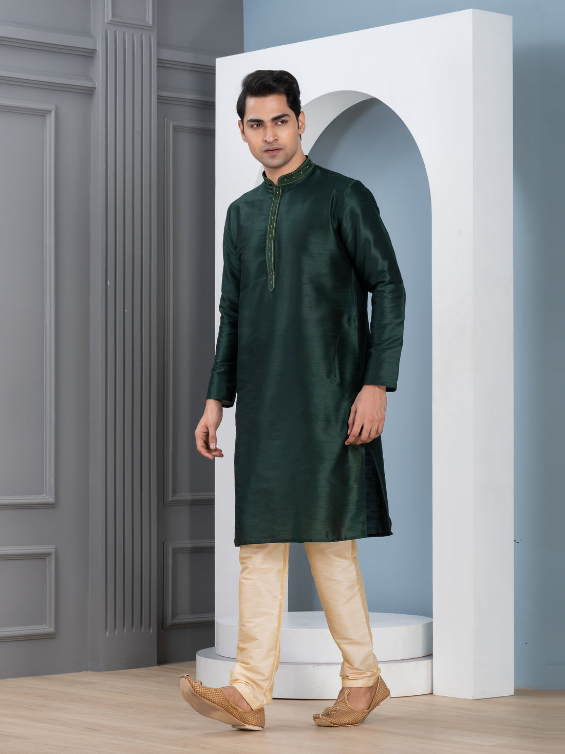[DPE] Men's Green Embroidered Art Silk Kurta Set