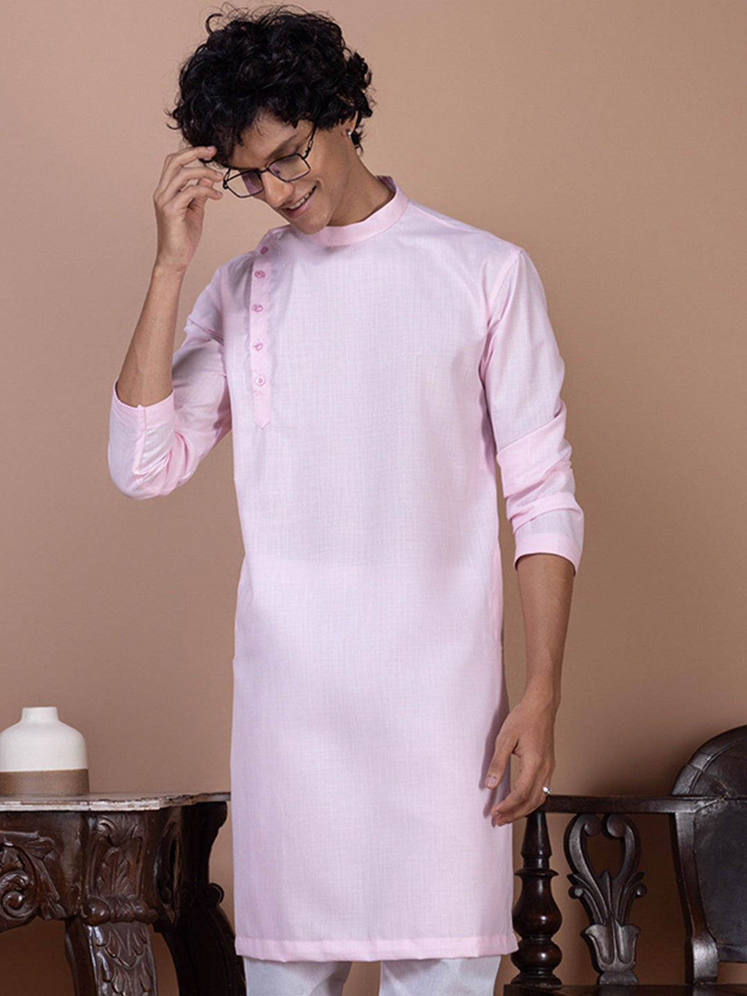 Men Mandarin Collar Straight Kurta With Pyjama Set .