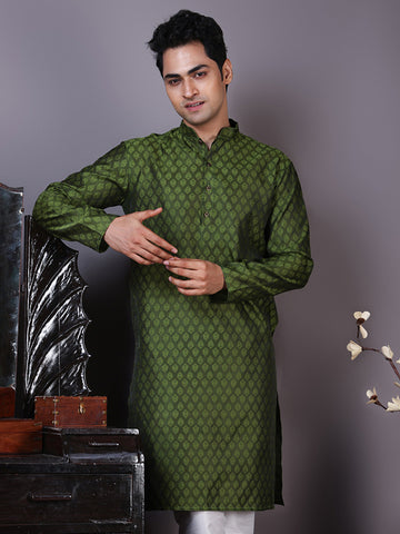 Men Mandarin Collar Jacquard Kurta with Pyjama