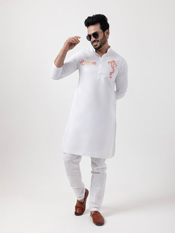 Men Typography Printed Ethnic Kurta Pyjama Set
