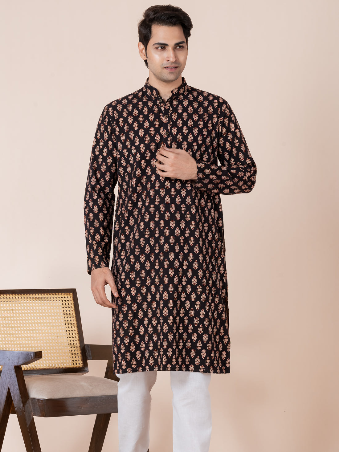 Men Ethnic Motifs Printed Kurta With Pyjama Set