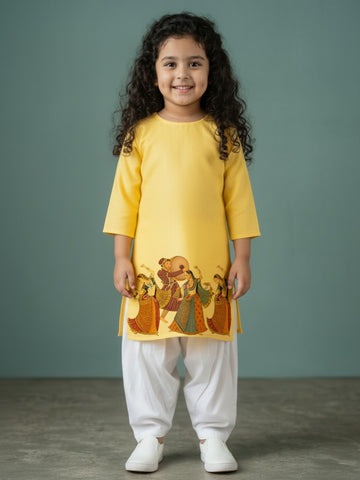 [DGKS-MGSP-RN] Girls Yellow Ethnic Motifs Printed Cotton Kurti Set