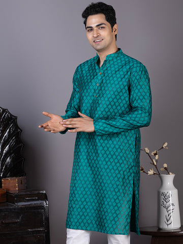 Men Mandarin Collar Jacquard Kurta with Pyjama