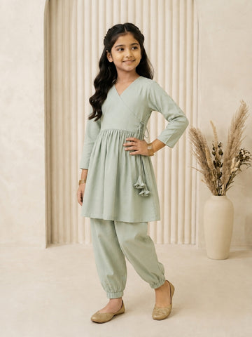 [DGKS-MG-X] Girls See Green Solid Cotton Kurti Set