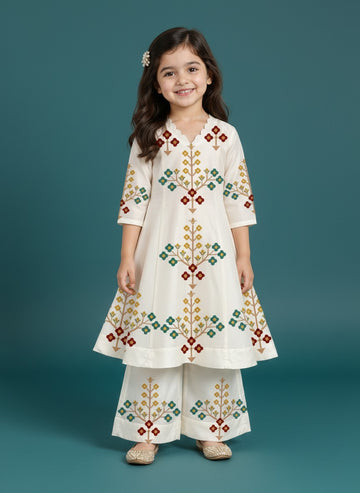 Girls' Off-White Art Silk Kurti Palazzo Set – Printed
