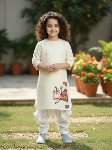 [DGKS-MGSP-RN] Girls Beige Ethnic Motifs Printed Cotton Kurti Set