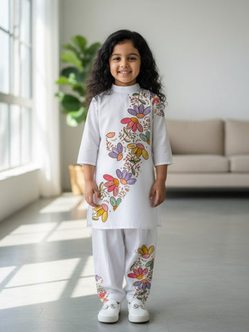 [DGKS-MGSP-B] Girls White Ethnic Motifs Printed Cotton Kurti Set