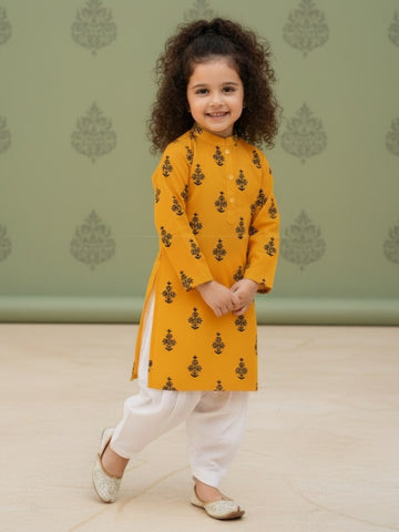 [DGKS-MGSP] Girls Yellow Ethnic motifs Printed Cotton Kurti Set
