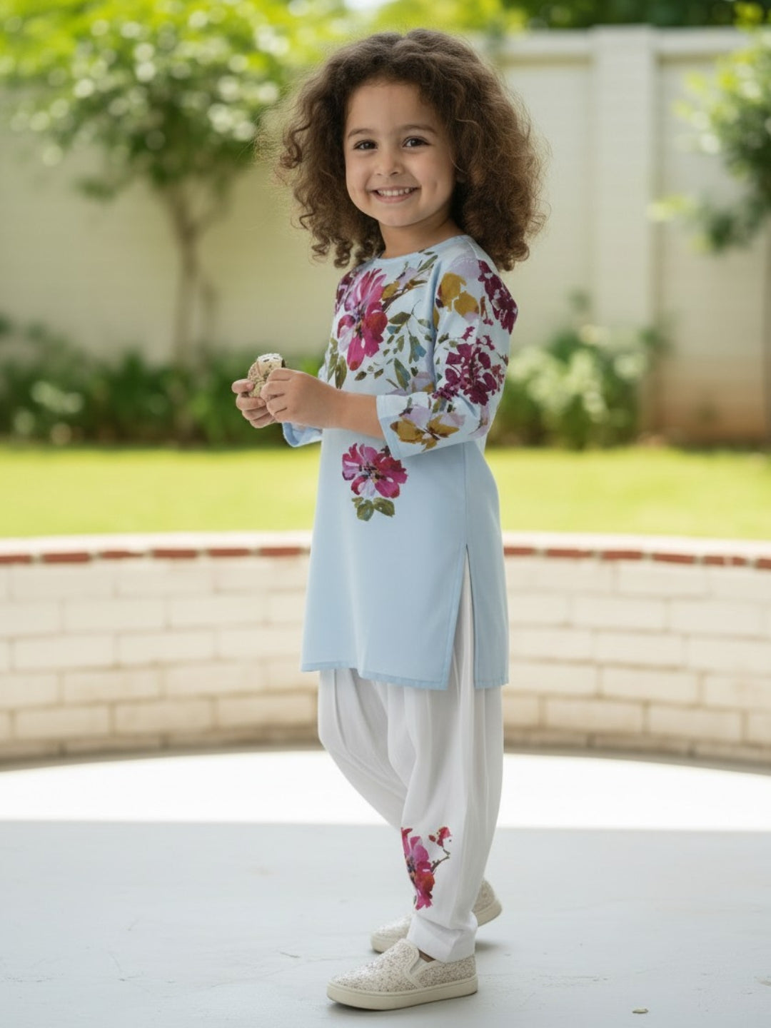 [DGKS-MGSP-RN] Girls Sky Blue Ethnic Motifs Printed Cotton Kurti Set