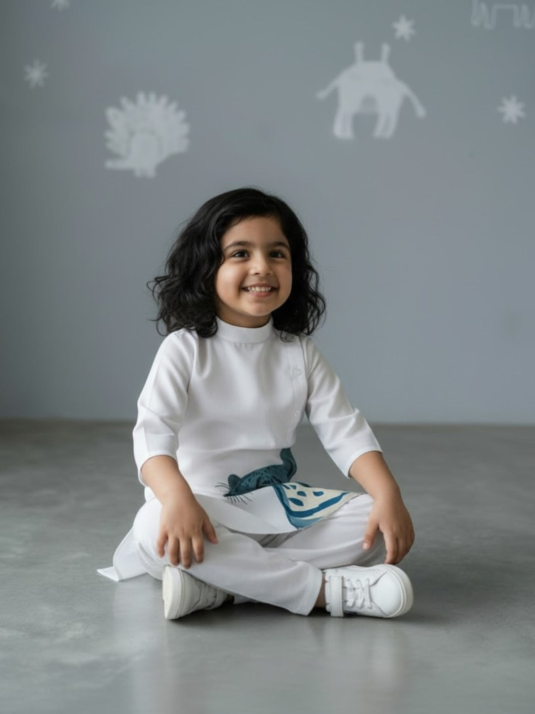 [DGKS-MGSP-B] Girls White Ethnic Motifs Printed Cotton Kurti Set