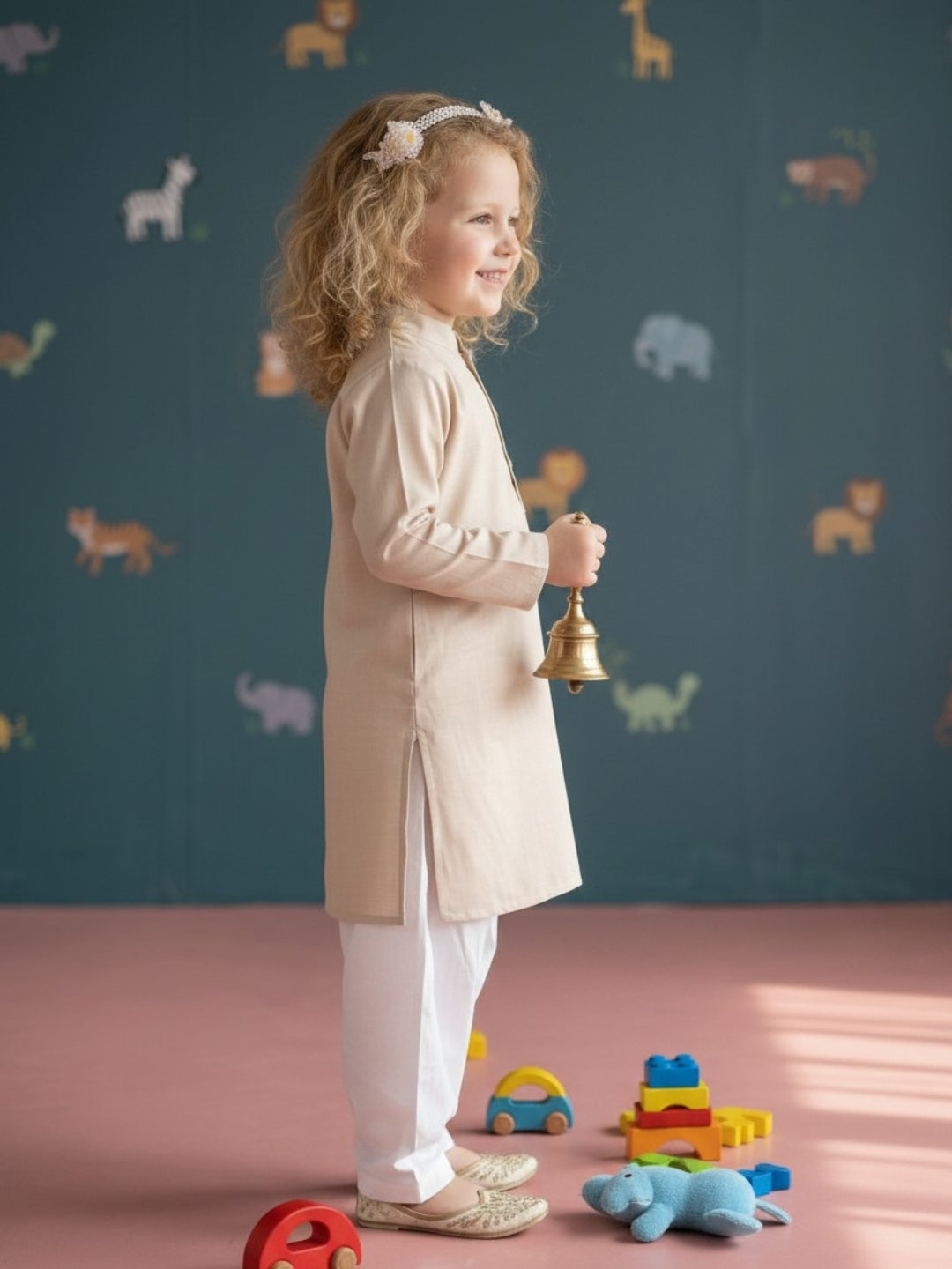 [DGKS-MG] Girls Beige Solid Cotton Kurti Set