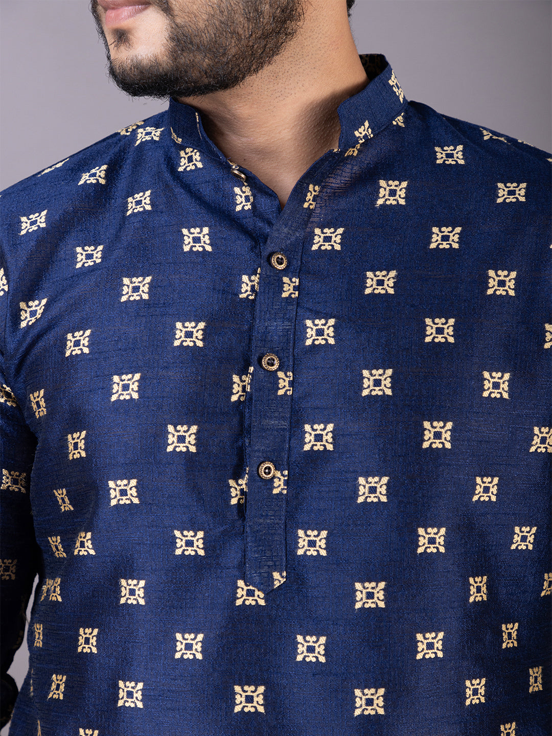 Men Mandarin Collar Jacquard Kurta with Pyjama