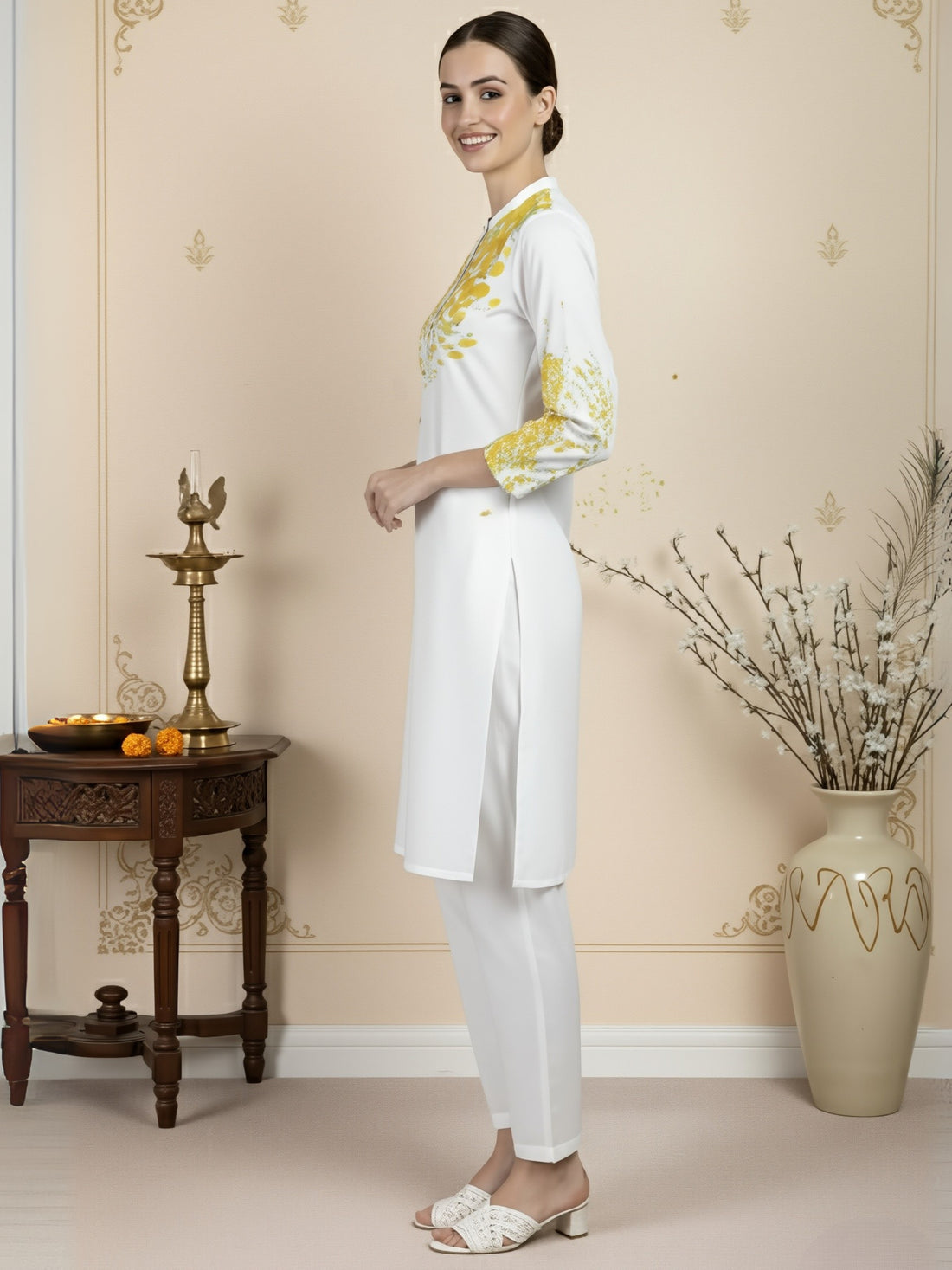 [DWKS-MGSP] Women White Ethnic Motifs Printed Cotton Kurti Set