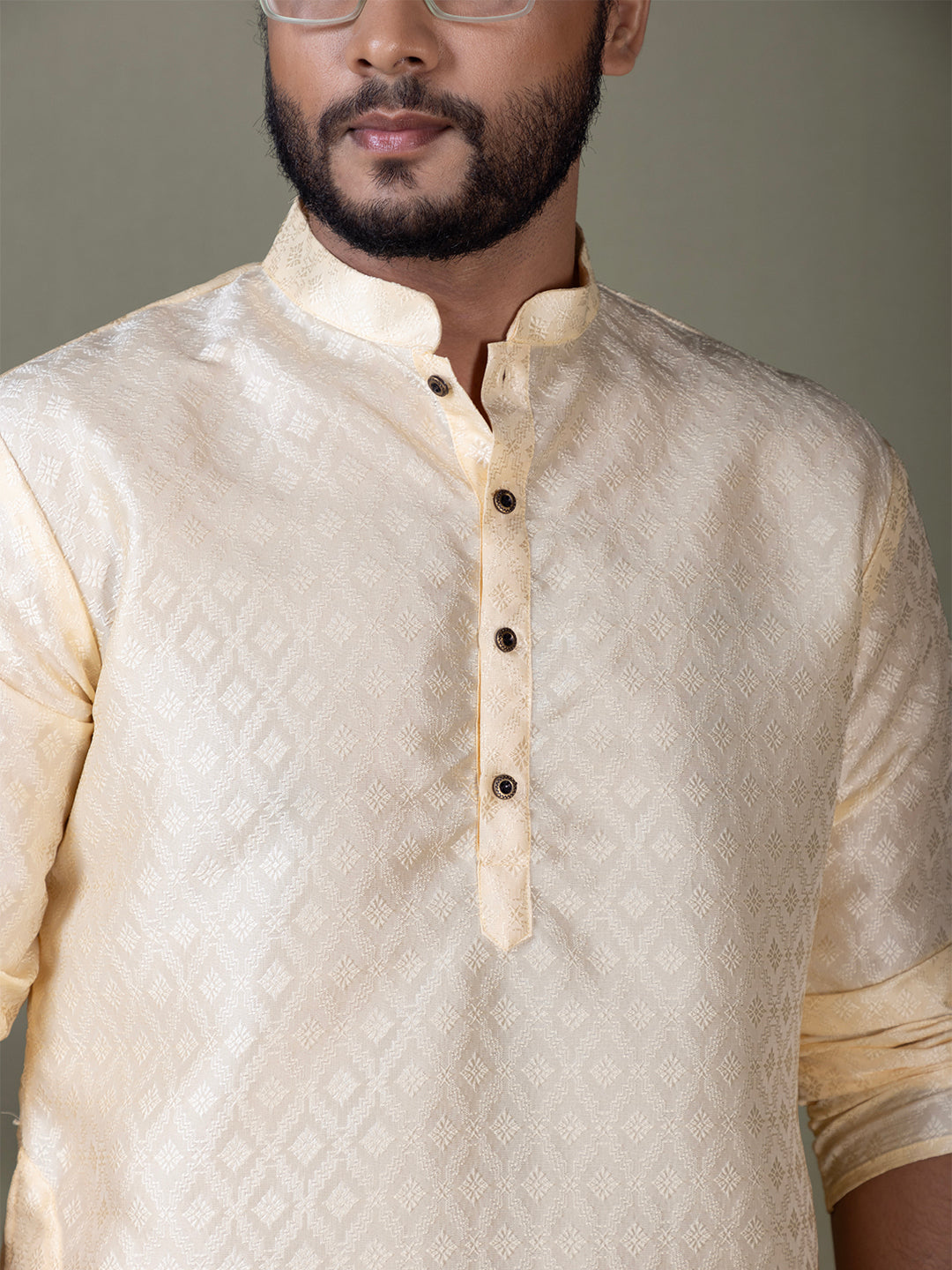 Men Mandarin Collar Jacquard Kurta with Pyjama