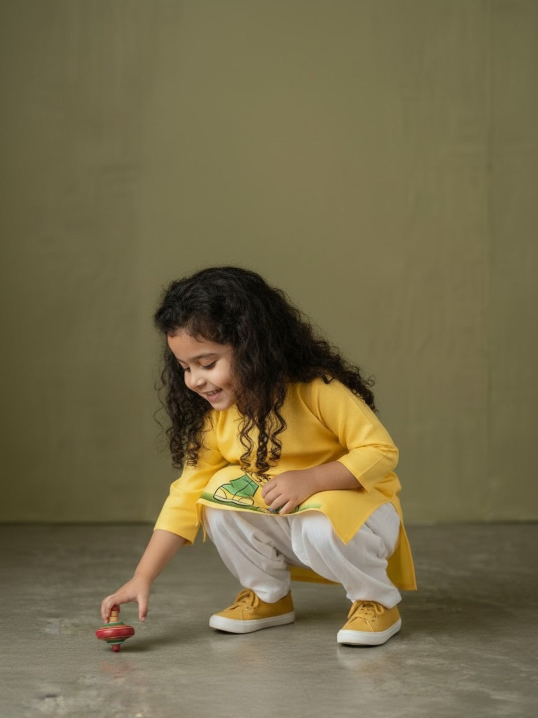 [DGKS-MGSP-RN] Girls Yellow Ethnic Motifs Printed Cotton Kurti Set