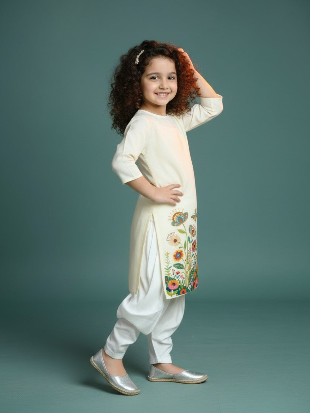 [DGKS-MGSP-RN] Girls Beige Ethnic Motifs Printed Cotton Kurti Set
