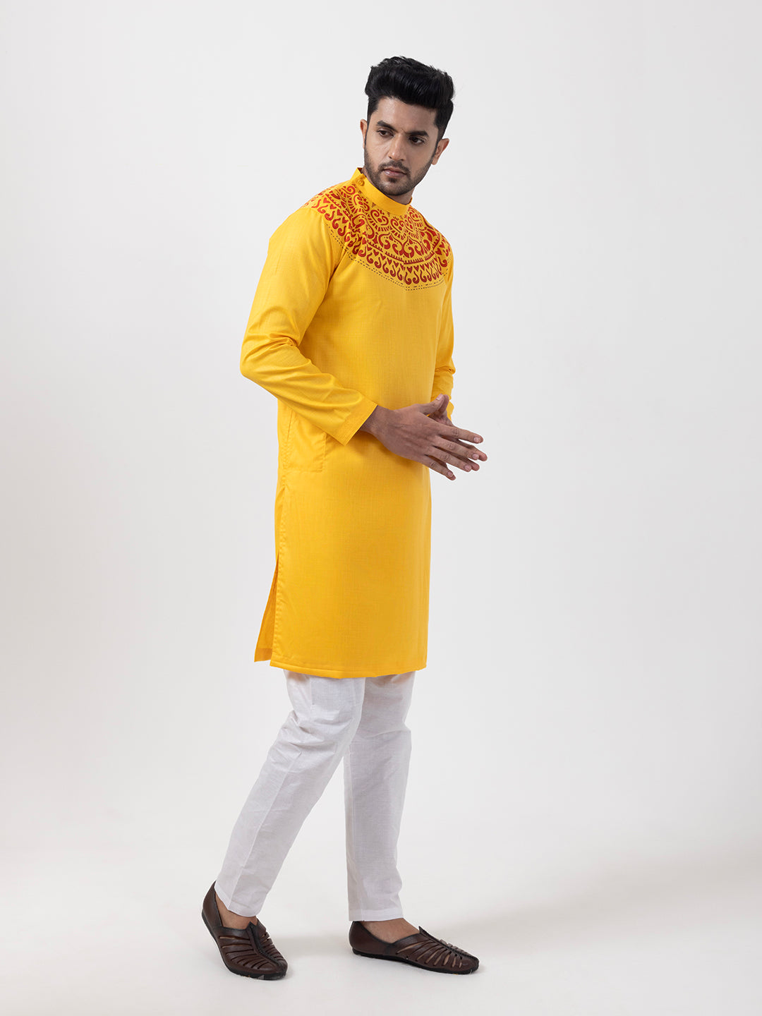 Men Ethnic Motifs Printed Cotton Kurta With Pyjama Set