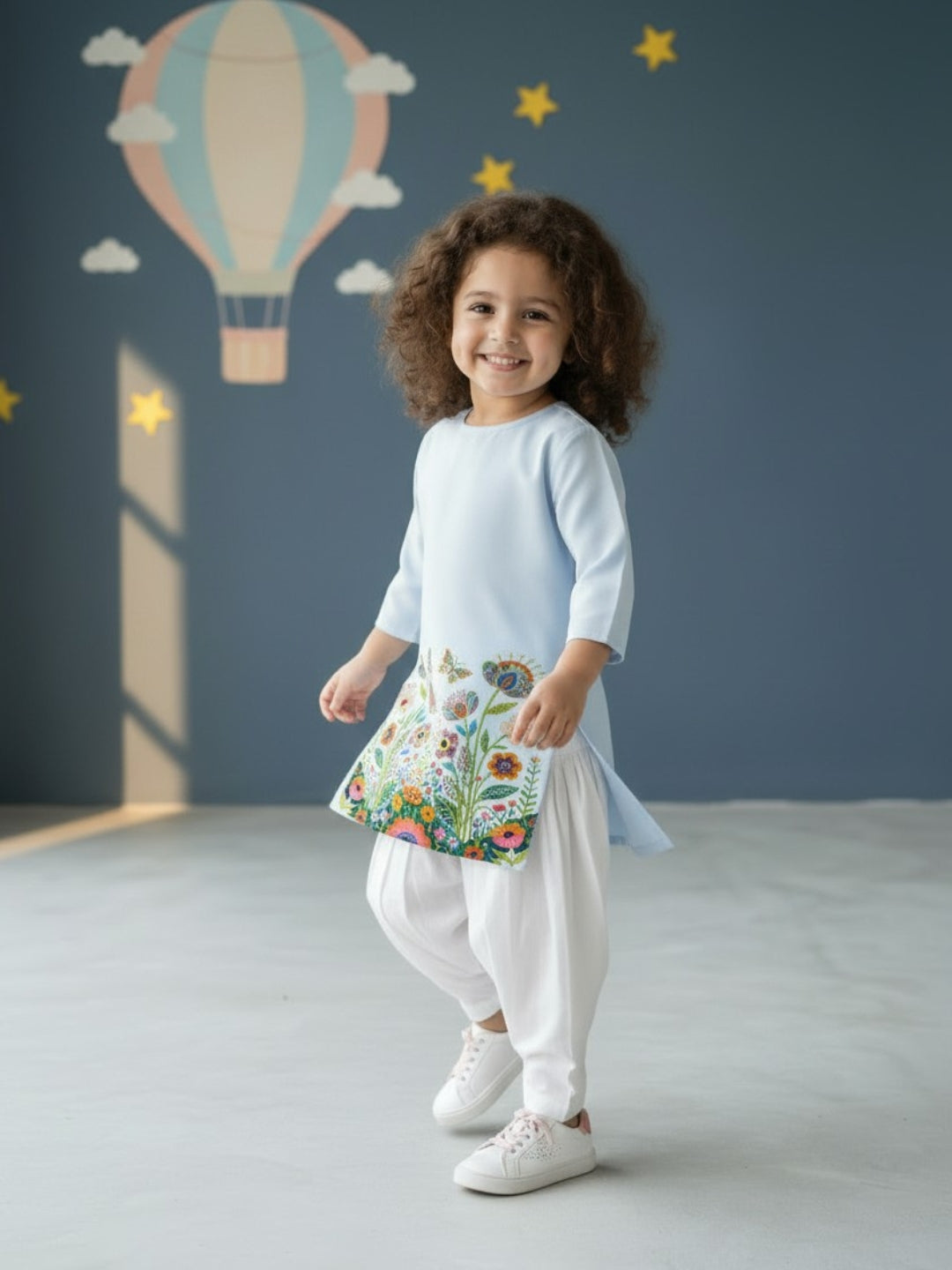 [DGKS-MGSP-RN] Girls Sky Blue Ethnic Motifs Printed Cotton Kurti Set
