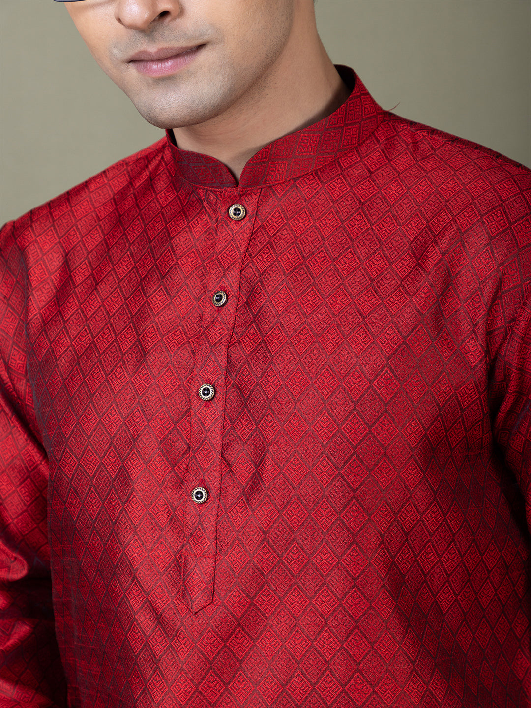 Men Mandarin Collar Jacquard Kurta with Pyjama