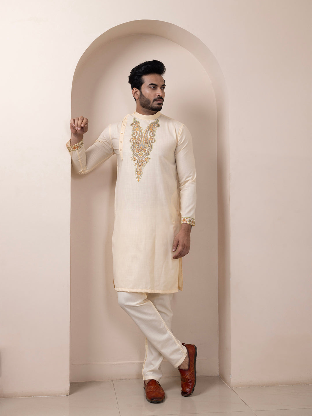 Men Ethnic Motifs Printed Cotton Kurta With Pyjama Set