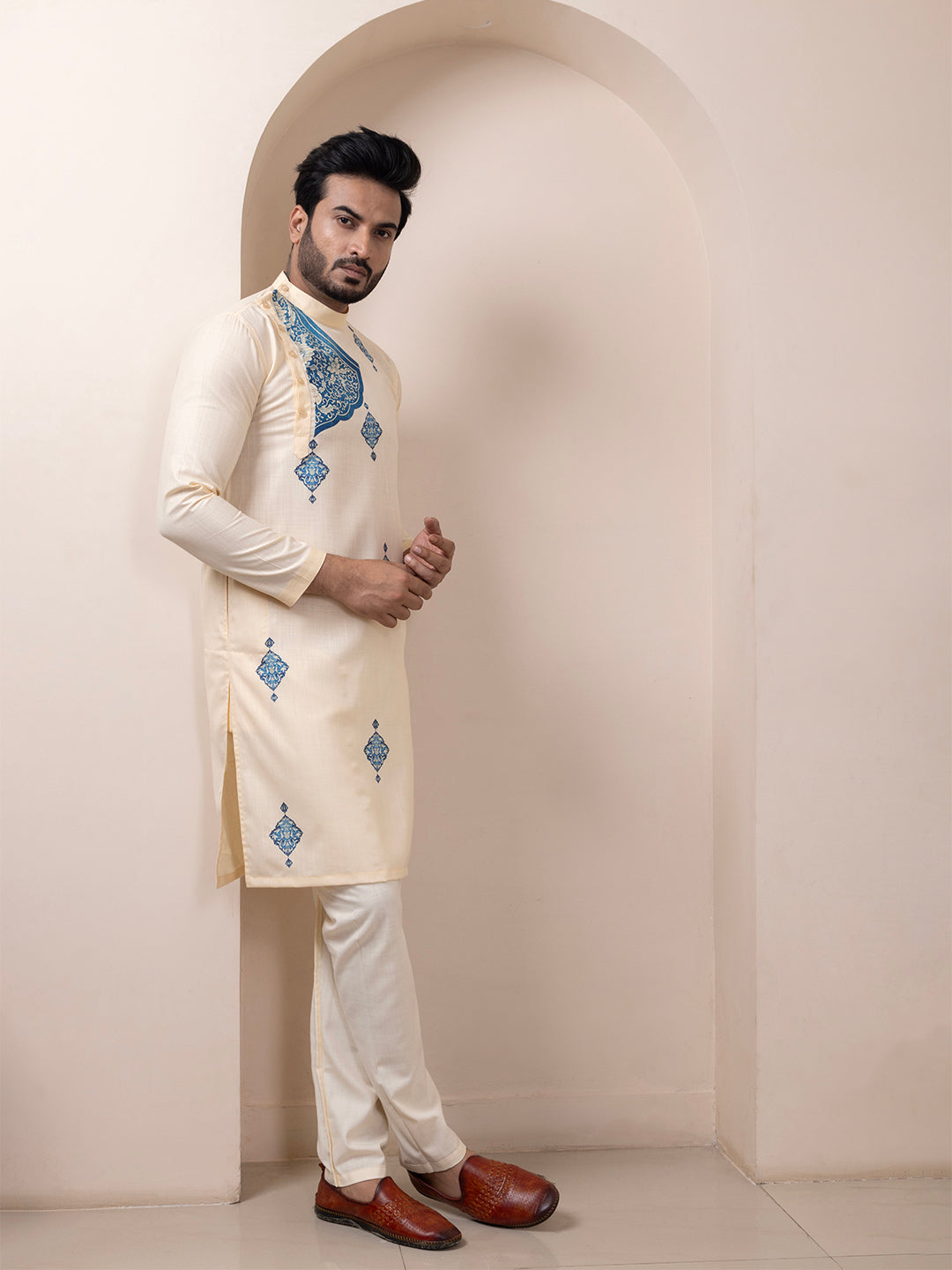 Men Ethnic Motifs Printed Cotton Kurta With Pyjama Set