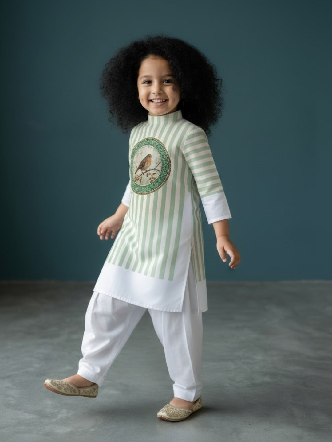 [DGKS-MGSP-RN] Girls White Ethnic Motifs Printed Cotton Kurti Set