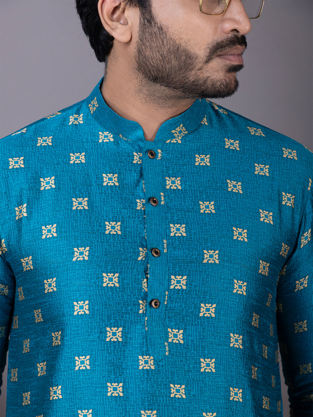 Men Mandarin Collar Jacquard Kurta with Pyjama