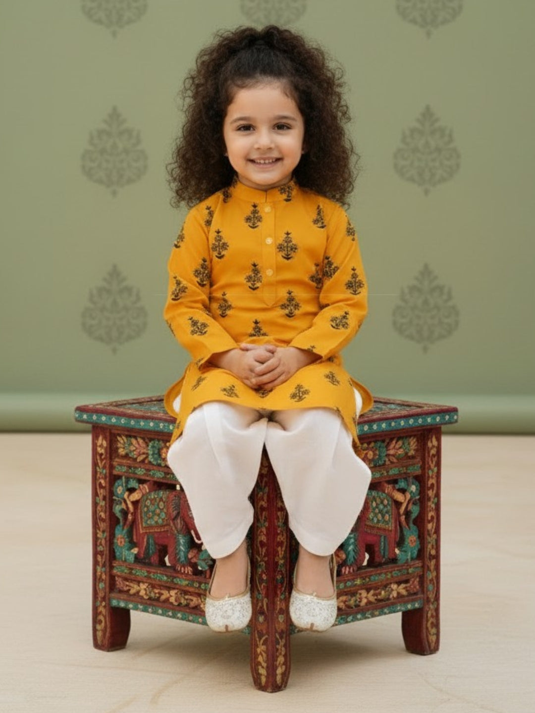 [DGKS-MGSP] Girls Yellow Ethnic motifs Printed Cotton Kurti Set