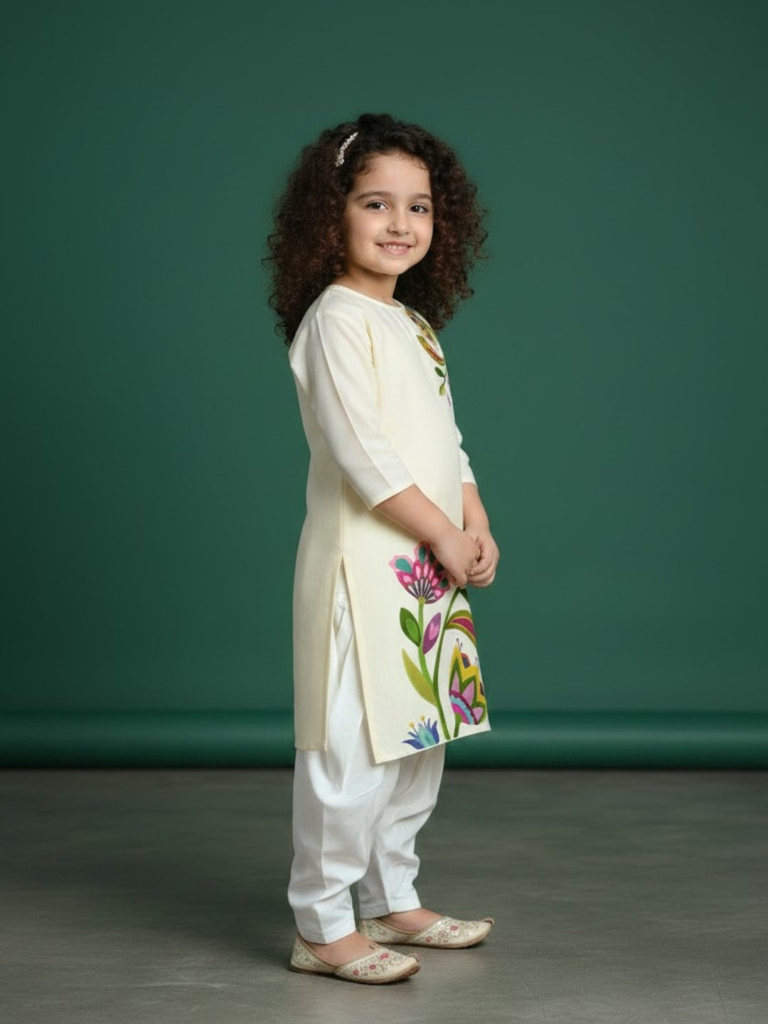 [DGKS-MGSP-RN] Girls Beige Ethnic Motifs Printed Cotton Kurti Set