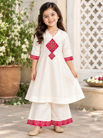 Girls' Off-White Art Silk Kurti Palazzo Set – Printed