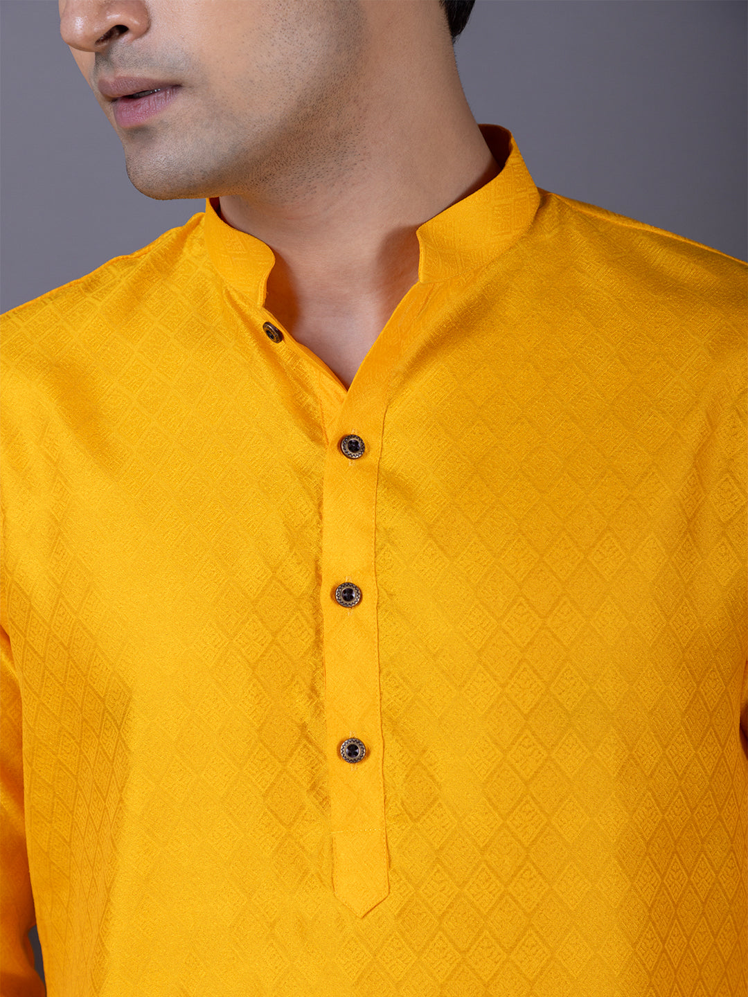 Men Mandarin Collar Jacquard Kurta with Pyjama