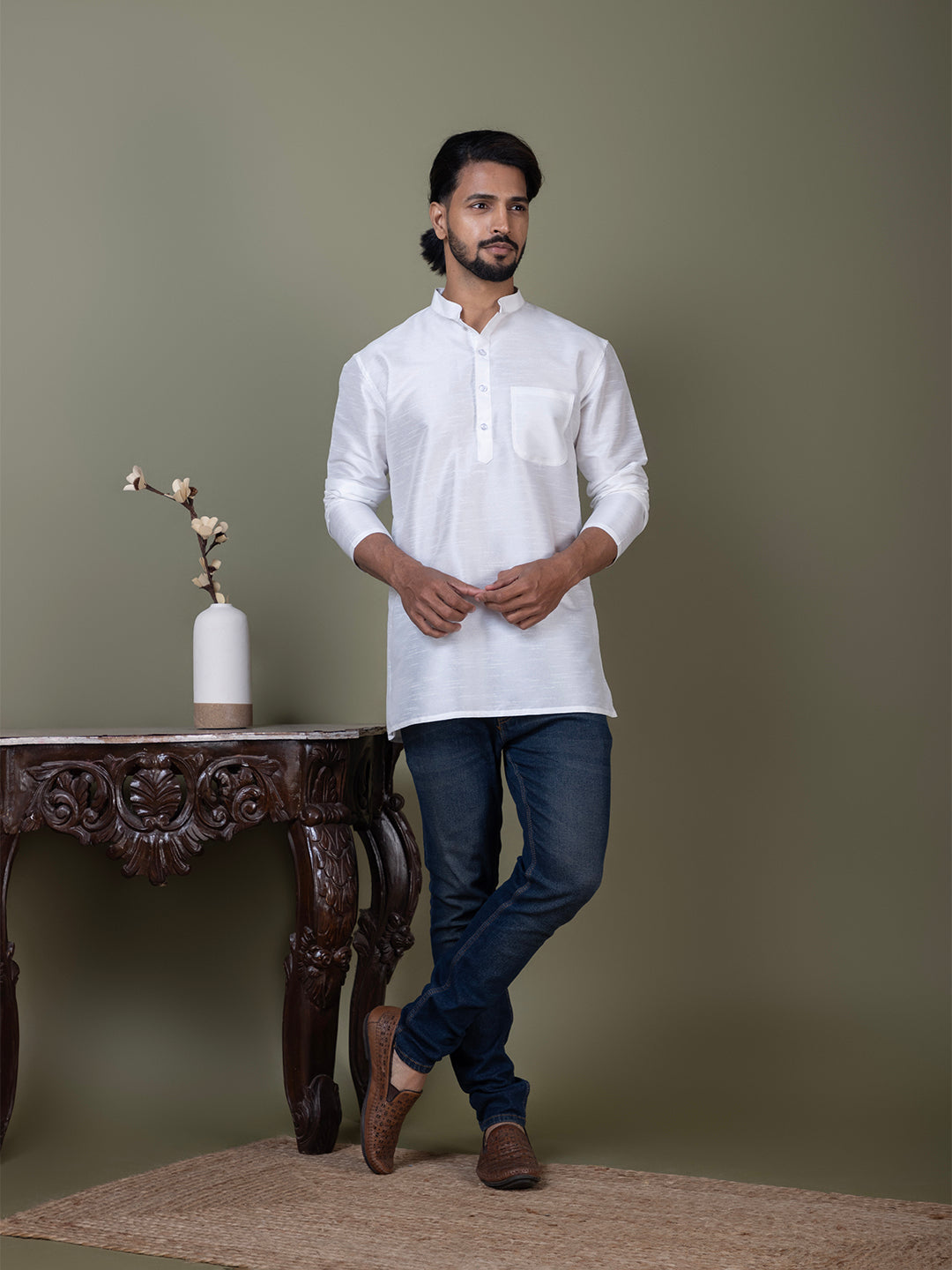 [DPS] Men's White Solid Art Silk Short Kurta