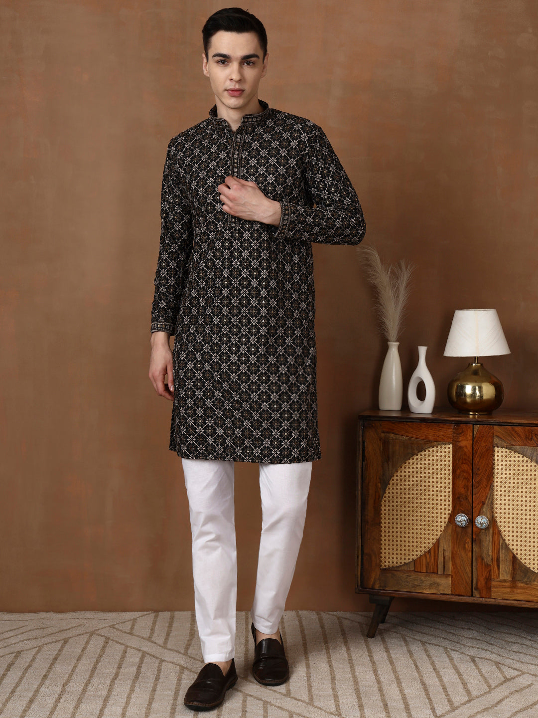 [CBE] Men's Black Embellished Viscose Rayon Kurta Set