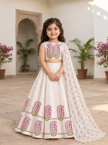 Girls' Off-White Art Silk Lehenga Set – Printed