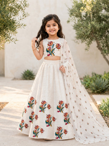 Girls' Off-White Art Silk Lehenga Set – Printed