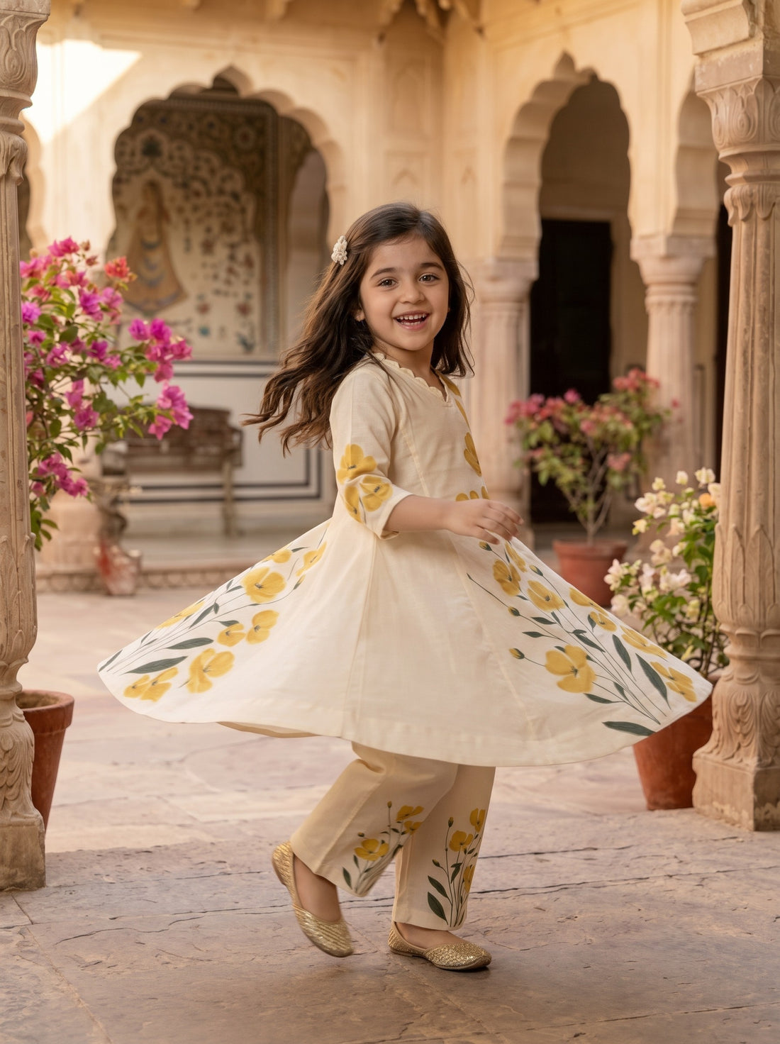 Girls' Off-White Art Silk Kurti Palazzo Set – Printed