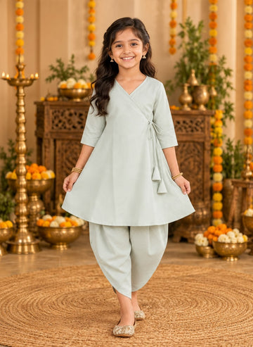 Girls' Off-White Cotton Kurti with Tulip pant Set – Solid
