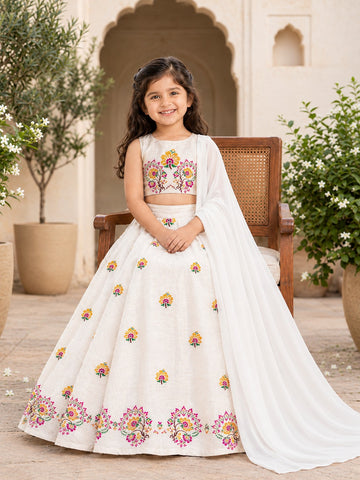 Girls' Off-White Art Silk Lehenga Set – Printed
