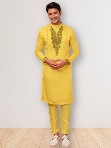 Men Ethnic Motifs Printed Kurta With Pyjama Set