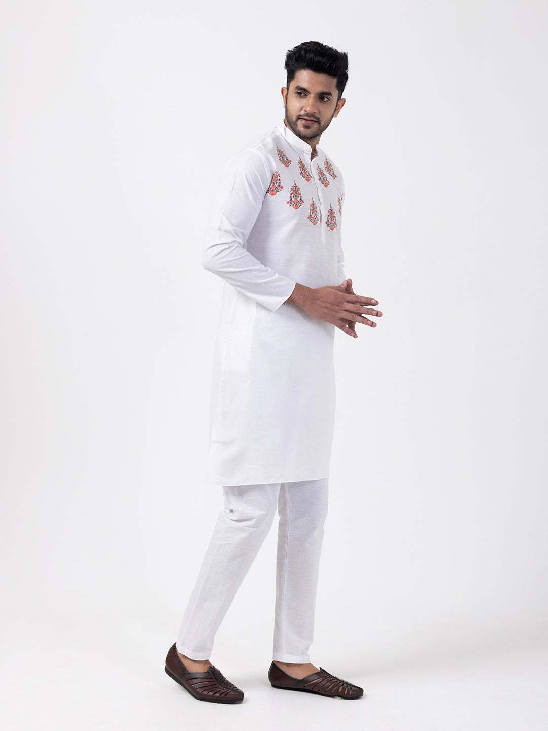 Men Mandarin Collar Ethnic Motifs Printed Kurta Pyjama Set